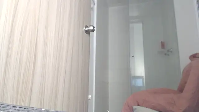   abrill   online show from 03-05-26, 04:41