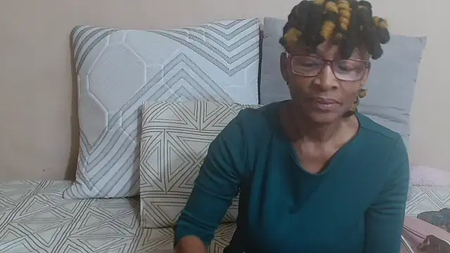 Snapshot of SugarPoppy24xxx chatting on 09-25-25, 10:41 SugarPoppy24xxx online show from 09-25-25, 10:41