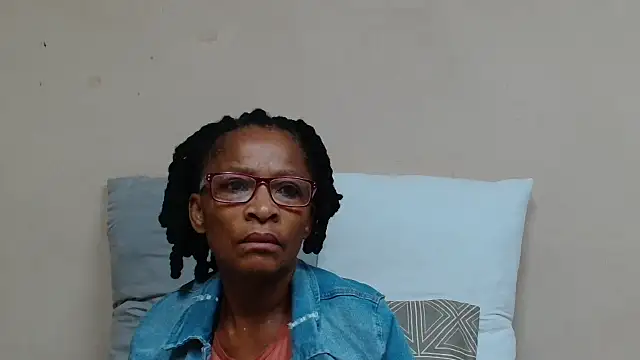 Snapshot of SugarPoppy24xxx chatting on 11-03-25, 09:21 SugarPoppy24xxx online show from 11-03-25, 09:21