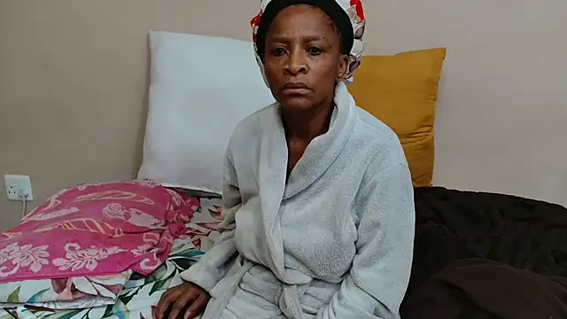 Snapshot of SugarPoppy24xxx chatting on 11-11-25, 06:02 SugarPoppy24xxx online show from 11-11-25, 06:02