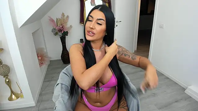 Ranya Evy online show from 02-28-26, 04:19