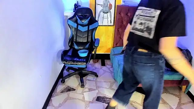 alison moon7 online show from 11-15-25, 11:40