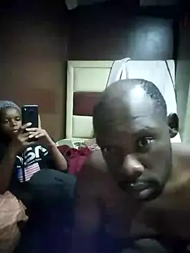 TinnyVsGiant online show from 11-11-25, 08:09