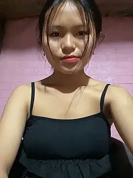 Snapshot of milo_bae chatting on 02-22-26, 12:23 milo bae online show from 02-22-26, 12:23