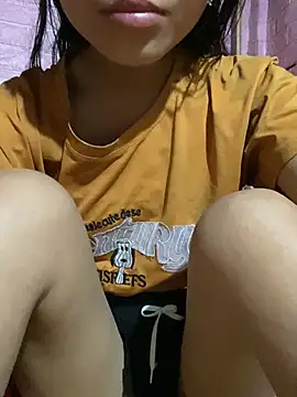 Snapshot of milo_bae chatting on 03-10-26, 11:43 milo bae online show from 03-10-26, 11:43