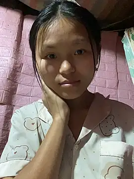 Snapshot of milo_bae chatting on 03-14-26, 11:43 milo bae online show from 03-14-26, 11:43