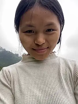 Snapshot of milo_bae chatting on 03-16-26, 03:12 milo bae online show from 03-16-26, 03:12