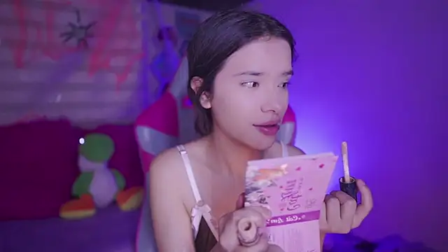 Lana Dreams  online show from 10-31-25, 11:17