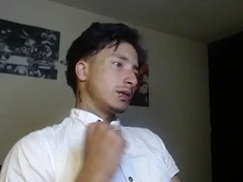 Snapshot of derek_devil24 chatting on 05-29-26, 05:38 derek devil24 online show from 05-29-26, 05:38