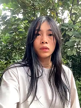 Snapshot of EmLy02 chatting on 11-15-25, 12:08 EmLy02 online show from 11-15-25, 12:08