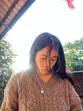 Snapshot of EmLy02 chatting on 11-26-25, 12:33 EmLy02 online show from 11-26-25, 12:33