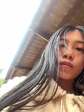 Snapshot of EmLy02 chatting on 12-03-25, 12:07 EmLy02 online show from 12-03-25, 12:07