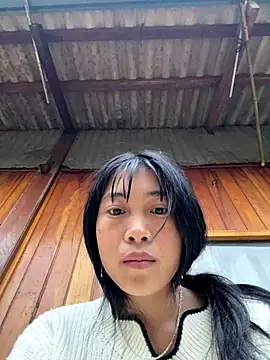 Snapshot of EmLy02 chatting on 12-16-25, 09:36 EmLy02 online show from 12-16-25, 09:36