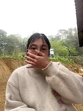 EmLy02 online show from 03-04-26, 07:58