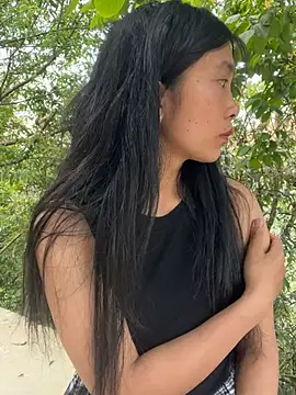 EmLy02 online show from 04-09-26, 10:20