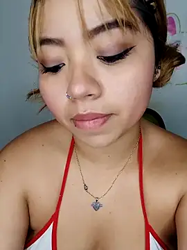 Emily  Hott online show from 04-05-26, 08:28