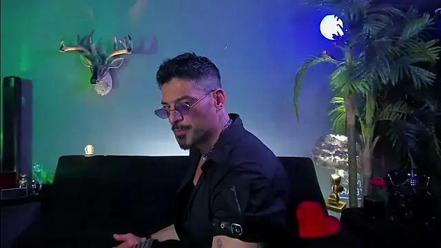 dennis cox1 online show from 04-19-26, 06:24