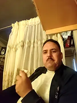 Snapshot of mM0140 chatting on 12-03-25, 12:25 mM0140 online show from 12-03-25, 12:25