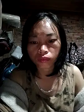   Ngoc20   online show from 12-19-25, 06:26