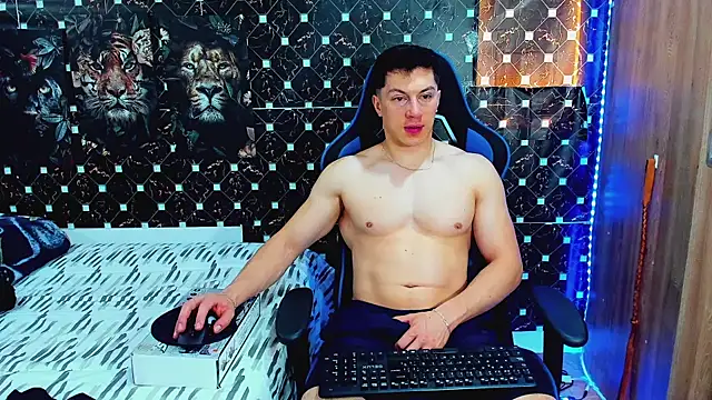 Snapshot of javiersexymann chatting on 06-04-26, 05:19 javiersexymann online show from 06-04-26, 05:19