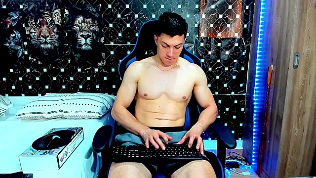 javiersexymann online show from 07-22-26, 06:54