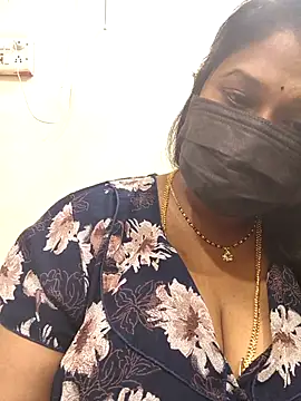 chaitara-reddy online show from 04-23-26, 03:25