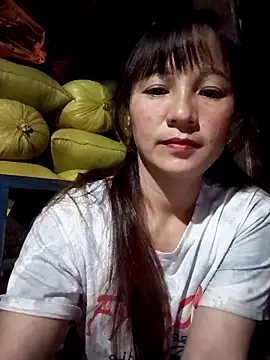 Snapshot of Mini3333 chatting on 10-26-25, 04:46 Mini3333 online show from 10-26-25, 04:46