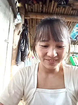 Snapshot of Mini3333 chatting on 10-28-25, 08:40 Mini3333 online show from 10-28-25, 08:40