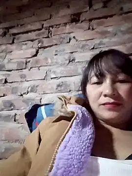 Snapshot of Mini3333 chatting on 11-19-25, 04:56 Mini3333 online show from 11-19-25, 04:56