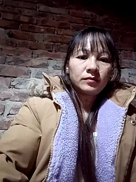 Snapshot of Mini3333 chatting on 11-19-25, 06:41 Mini3333 online show from 11-19-25, 06:41