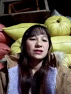 Snapshot of Mini3333 chatting on 11-23-25, 10:20 Mini3333 online show from 11-23-25, 10:20