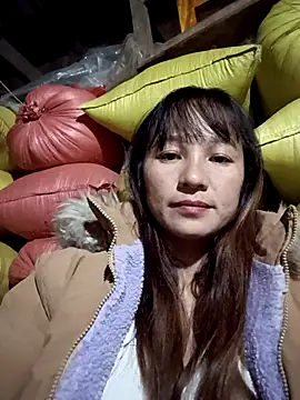 Snapshot of Mini3333 chatting on 11-30-25, 01:37 Mini3333 online show from 11-30-25, 01:37