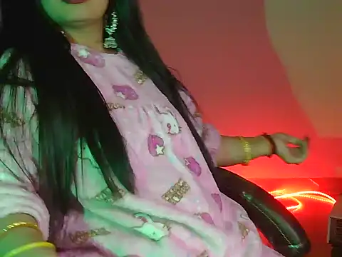 Snapshot of Hot_shaly chatting on 11-10-25, 05:01 Hot shaly online show from 11-10-25, 05:01