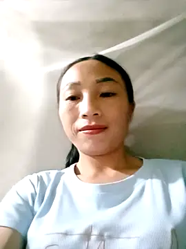 Snapshot of lucybaby00 chatting on 10-04-25, 02:26 lucybaby00 online show from 10-04-25, 02:26