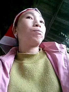 lucybaby00 online show from 11-14-25, 10:14