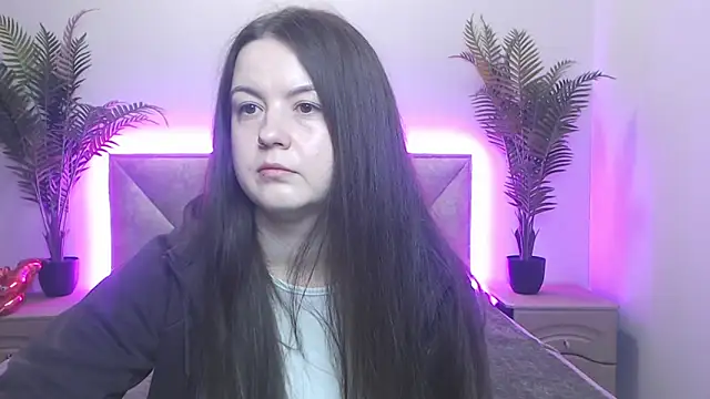 Snapshot of MavkaCute chatting on 10-11-25, 06:06 MavkaCute online show from 10-11-25, 06:06