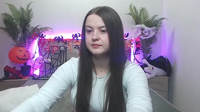 Snapshot of MavkaCute chatting on 10-22-25, 06:18 MavkaCute online show from 10-22-25, 06:18