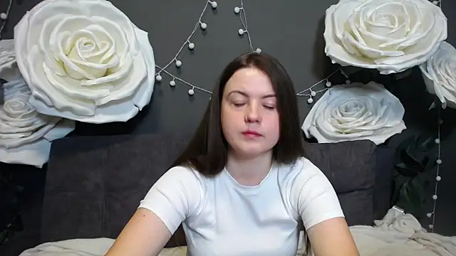 Snapshot of MavkaCute chatting on 11-11-25, 07:14 MavkaCute online show from 11-11-25, 07:14