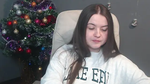 Snapshot of MavkaCute chatting on 12-17-25, 07:09 MavkaCute online show from 12-17-25, 07:09