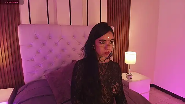 Snapshot of ViolettaAlemida chatting on 01-15-26, 01:16 ViolettaAlemida online show from 01-15-26, 01:16