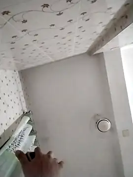 Snapshot of khhlmn chatting on 10-07-25, 03:42 khhlmn online show from 10-07-25, 03:42