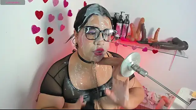 Alanna-sloppy online show from 04-26-26, 07:55