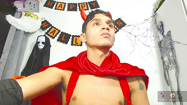 Angel latinboy online show from 10-22-25, 10:20