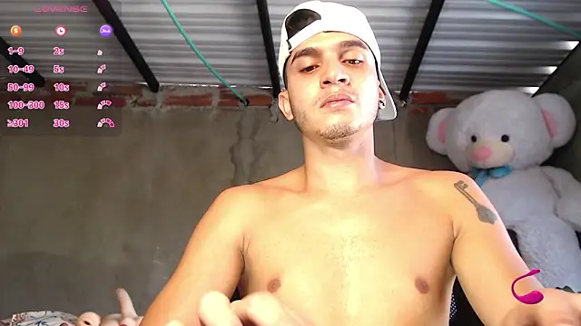 Angel latinboy online show from 05-15-26, 03:08