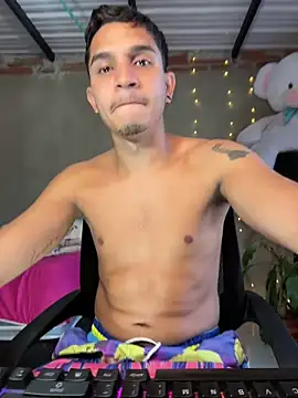 Angel latinboy online show from 05-20-26, 12:44