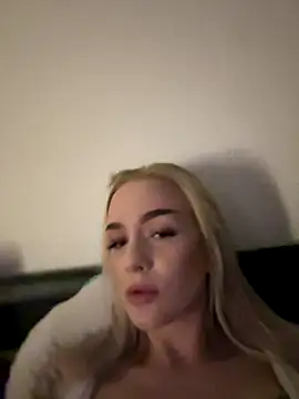 DaryaDoll online show from 11-26-25, 10:11