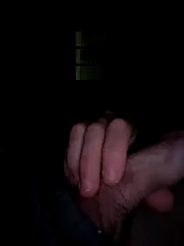 Snapshot of Cristian_pula chatting on 11-02-25, 09:39 Cristian pula online show from 11-02-25, 09:39