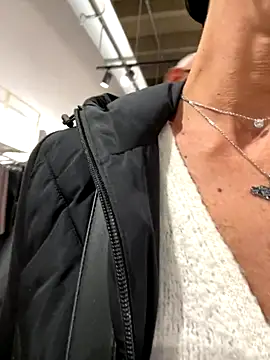 eddivad6974 online show from 10-25-25, 04:13