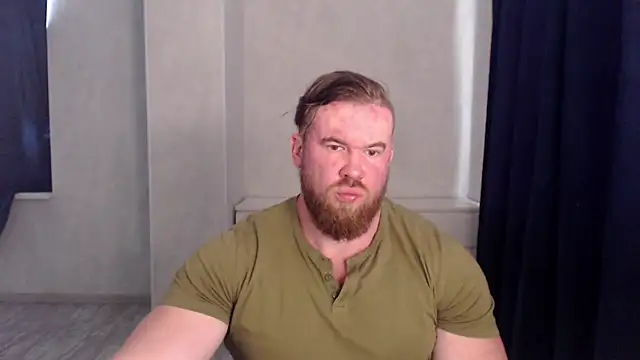 Snapshot of ThorHemsworthRU chatting on 05-13-26, 12:57 ThorHemsworthRU online show from 05-13-26, 12:57