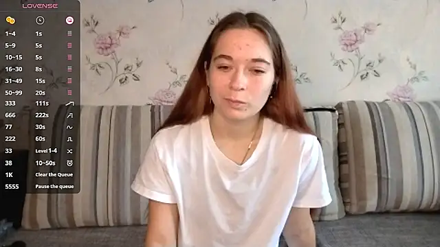 Snapshot of KissKarina chatting on 10-04-25, 10:13 KissKarina online show from 10-04-25, 10:13